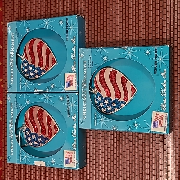 10 Patriotic Holiday Christmas Ornaments - Picture 4 of 14